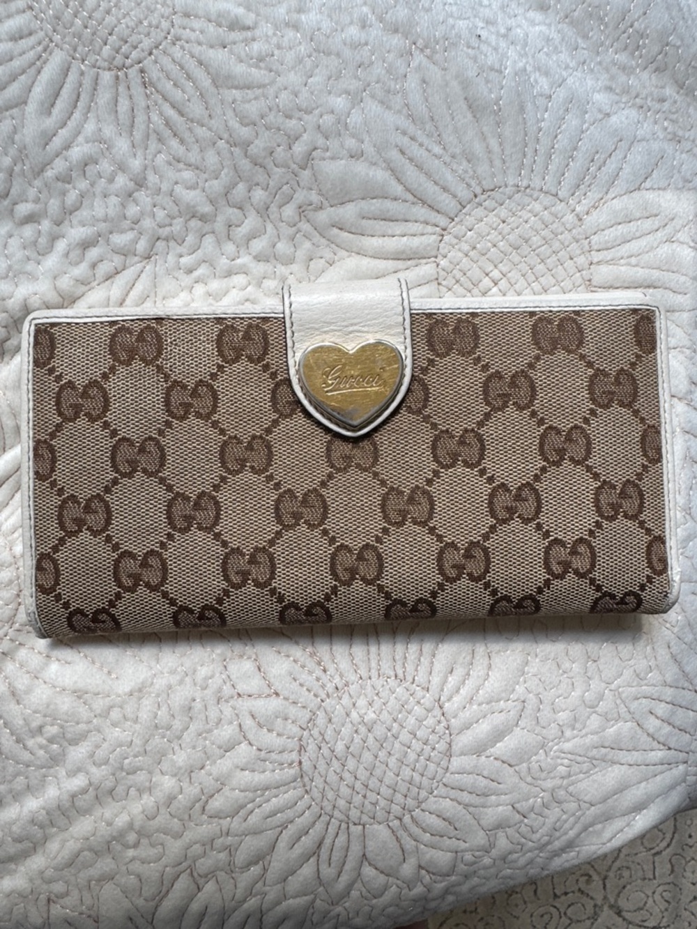 Gucci Beige/Brown GG Canvas Continental Wallet with Heart Clasp